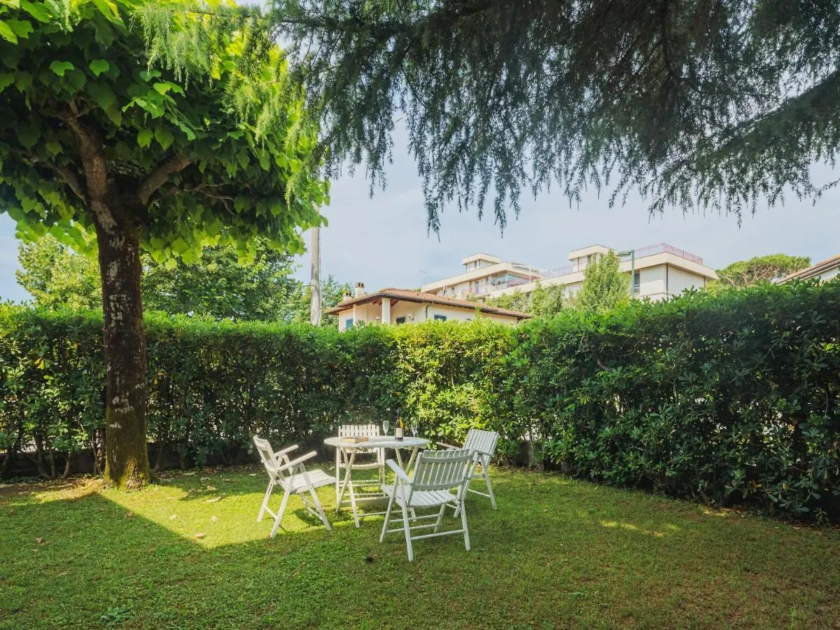 Holiday Home Bona By Interhome Forte dei Marmi