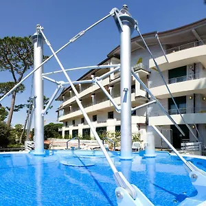 Hotel Acapulco, Forte dei Marmi
